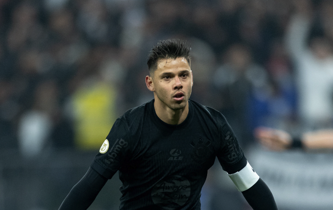 Ángel Romero anota y Corinthians gana en el debut de Ramón Díaz