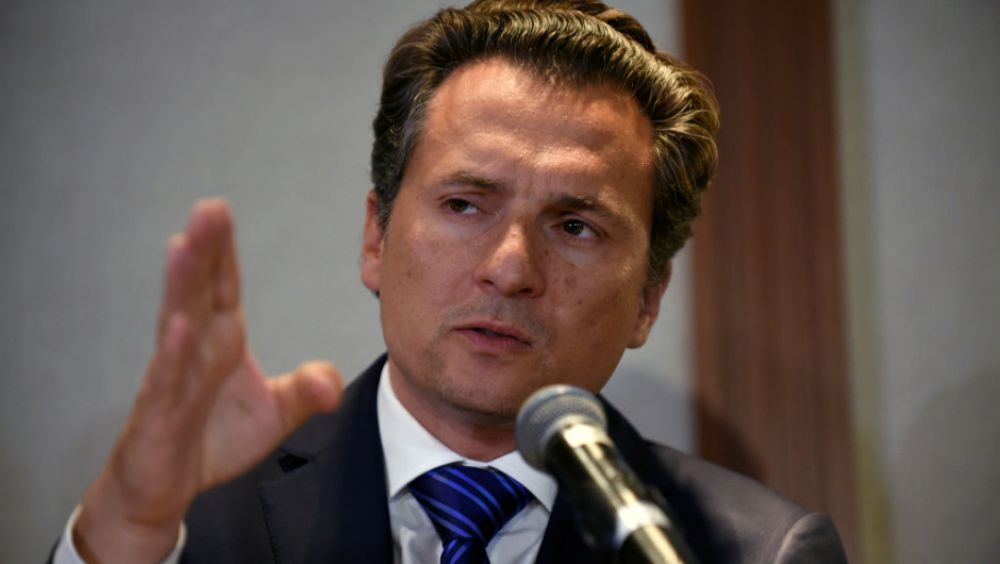 Policía de España detiene a exdirector de Pemex Emilio Lozoya