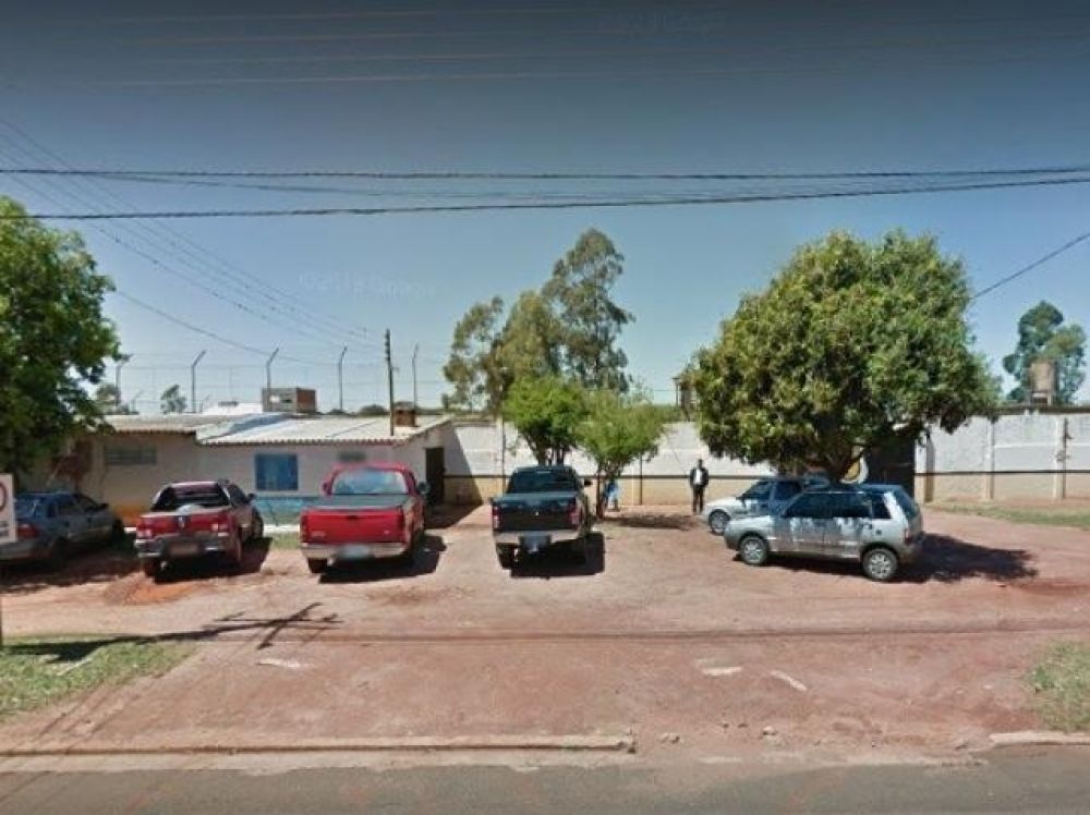 Presos são retirados de alojamento após incêndio em unidade de Ponta Porã