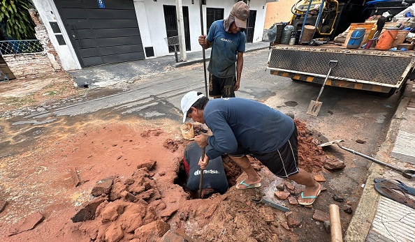 Essap reporta reparación de más de 1.000 caños en Asunción