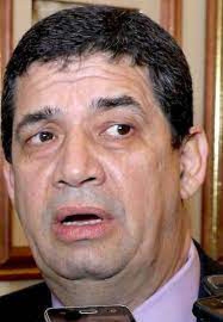 Vicepresidente rechaza pedido de aumento salarial del sector público