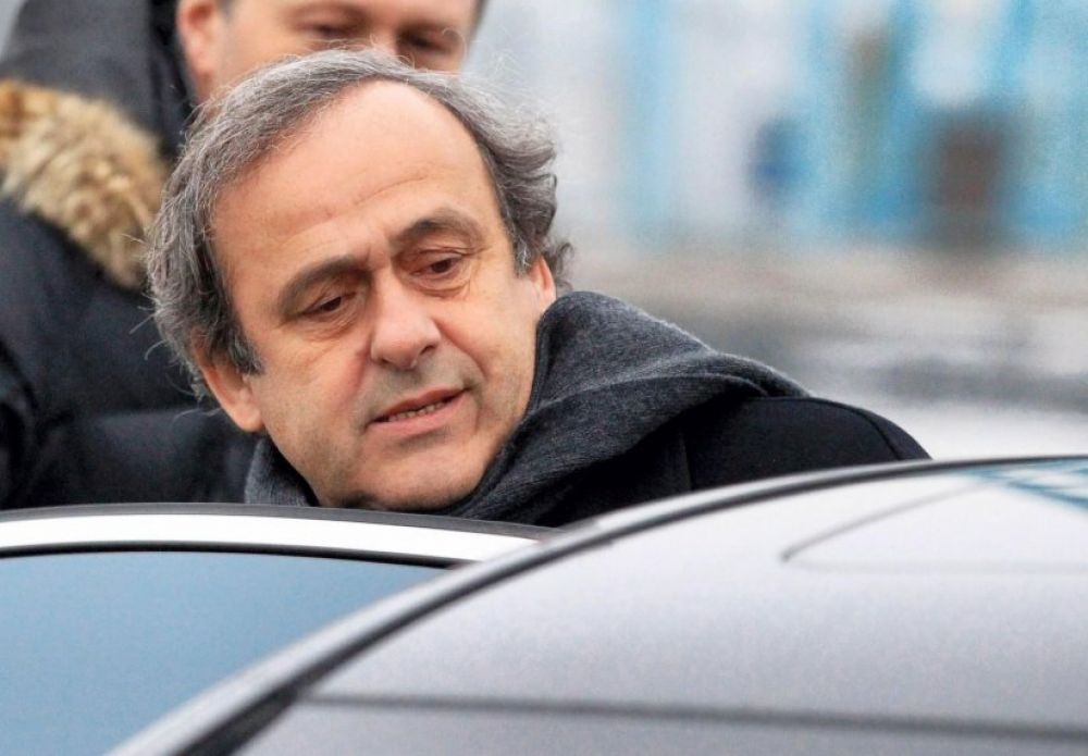 Michel Platini fue puesto en libertad después de ser interrogado