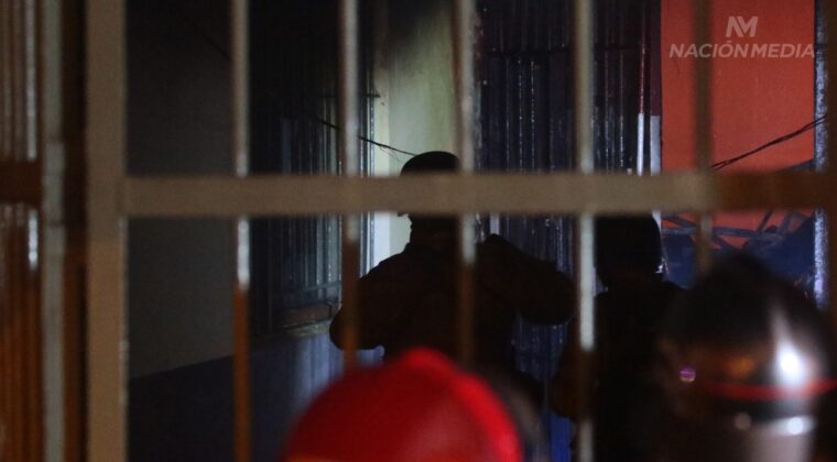Director del penal y 22 guardias continúan retenidos en Tacumbú