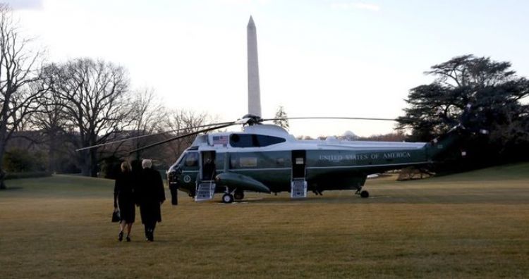 Donald Trump dej la Casa Blanca y prometi: "Vamos a volver"