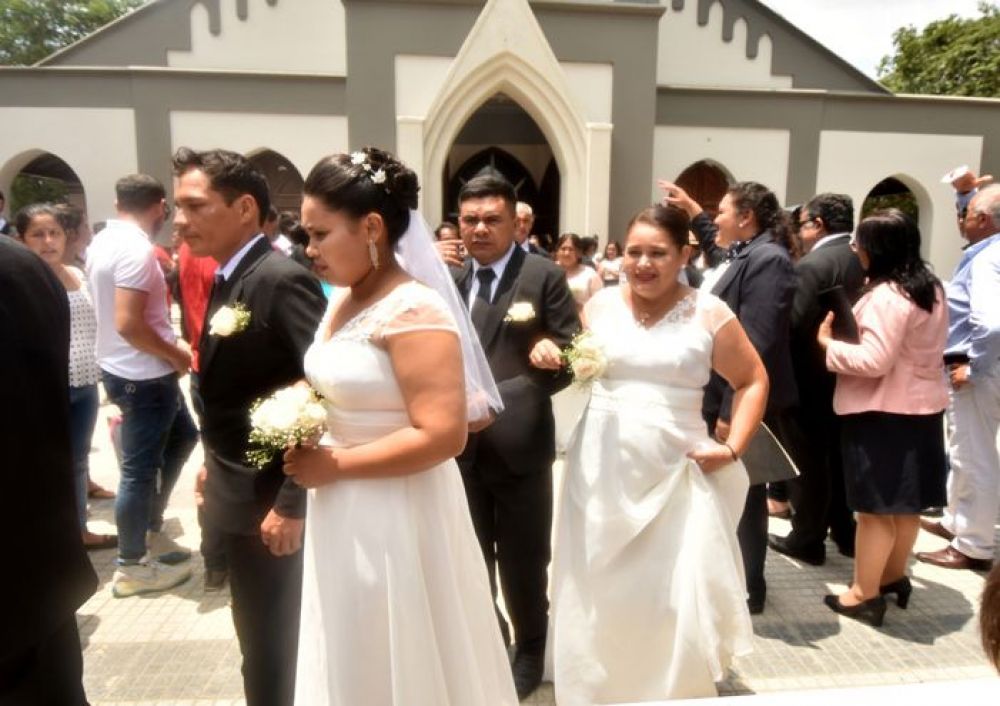 Una boda celebrada para 120 parejas