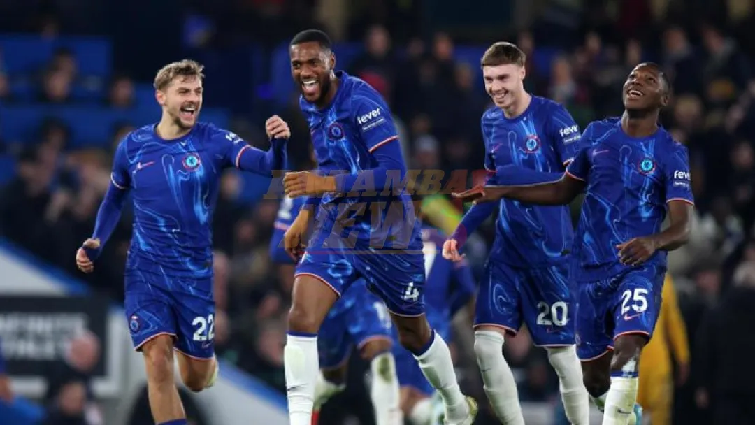 Chelsea gana a Wolverhampton y recupera terreno
