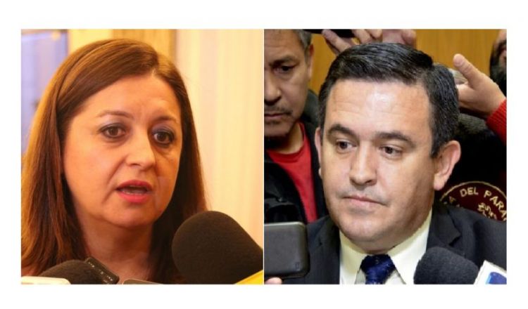 Exministra Lafuente: Llevar todo el año por WhatsApp acrecentará la desigualdad