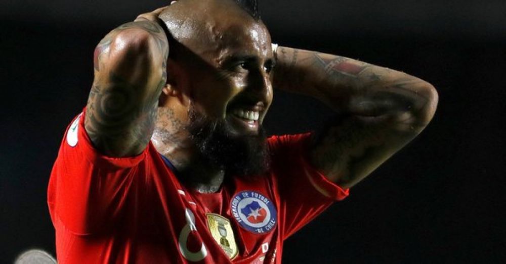 Vidal es duda en Chile para medir a Ecuador