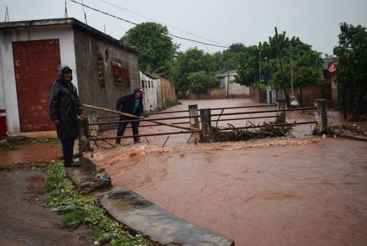 Paraguarí y Coronel Oviedo, ciudades con más cantidad de lluvia caída