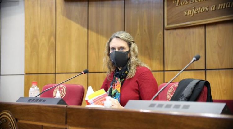 Diputada insta a Mazzoleni a elegir gente capaz para dar celeridad a procesos administrativos