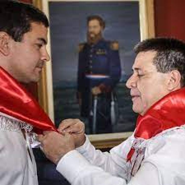 Muchos más abandonarán el barco Añetete para ir con el tío HC, según Peña
