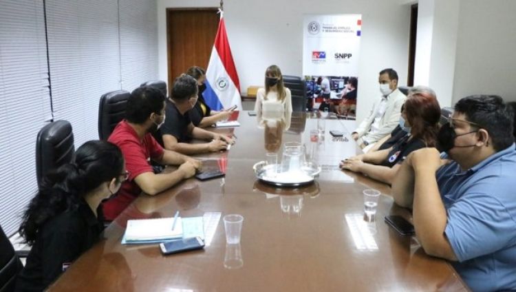 Sector delivery y Ministerio del Trabajo debaten posible modificación de disposiciones del código laboral