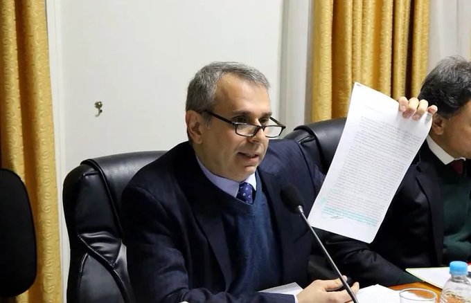 Kriskovich “pide permiso” y queda separado de sus cátedras