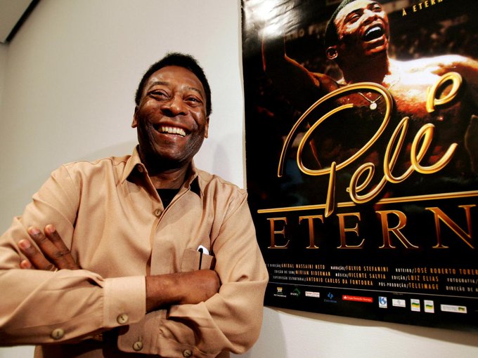 Películas y documentales que podés ver para recordar a Pelé