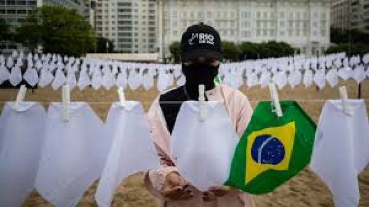 Covid: Brasil registra 215 muertes en 24 horas