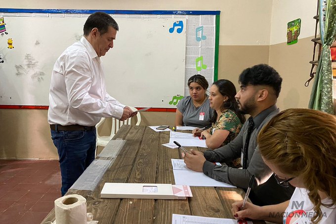 Cartes y Abdo ya votaron y se muestran optimistas