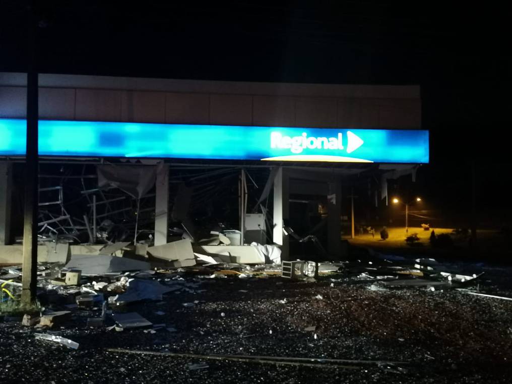 Confirman que los delincuentes se llevaron casi la totalidad del dinero del banco en Itapúa