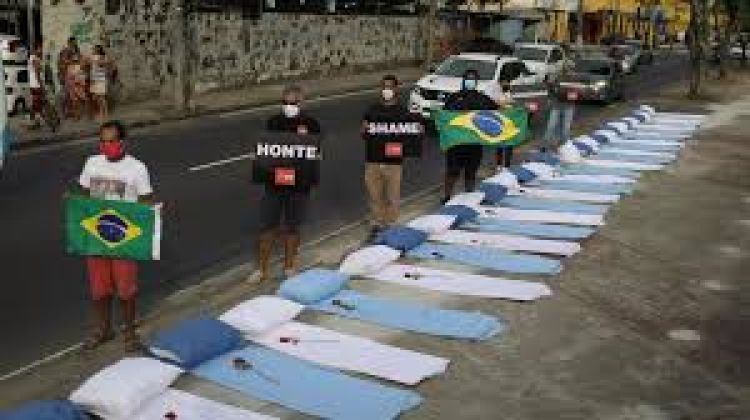 Covid: Brasil registra 827 muertes en 24 horas