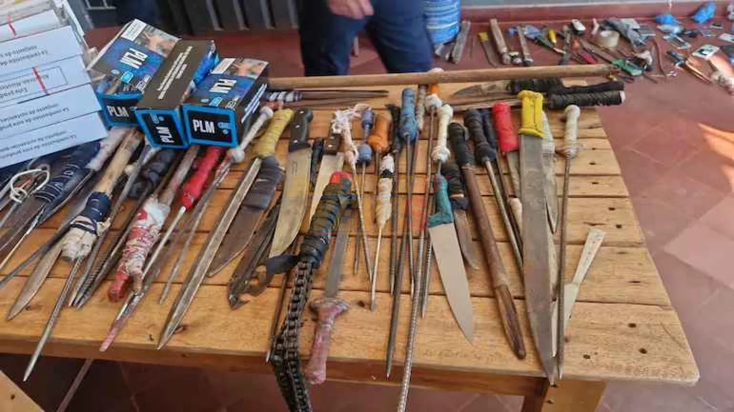 Requisan drogas, bebidas alcohólicas, celulares y armas en la Penitenciaría Regional de Pedro Juan Caballero