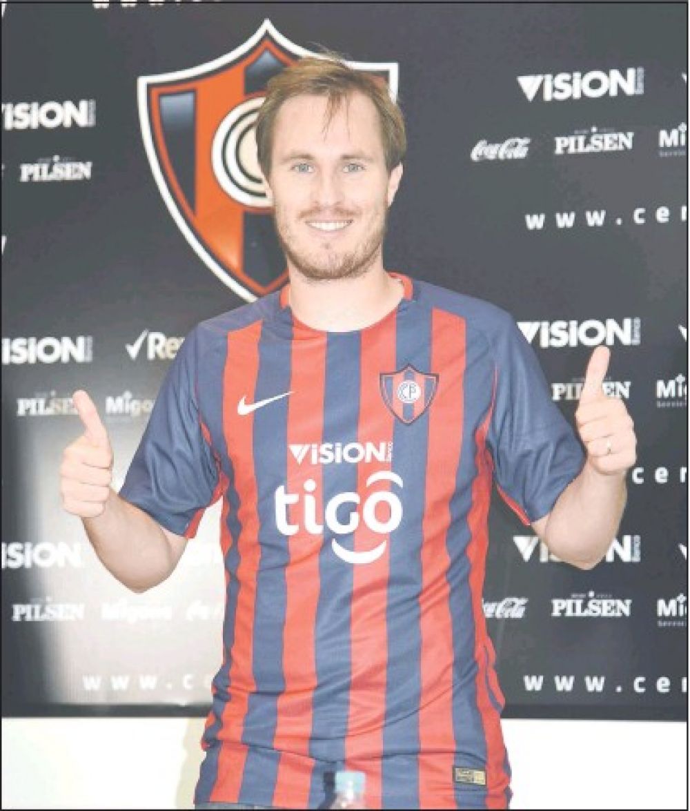 Caso futbolistas estafados: Imputan a contadora