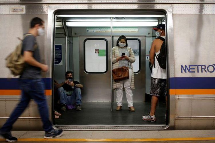 Brasil supera 70.000 muertes por coronavirus, tiene más de 1,8 millones de casos