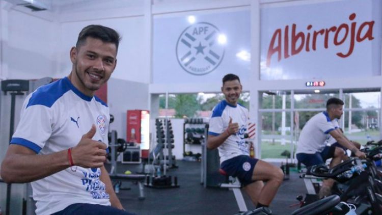 Paraguay prepara con confianza el juego ante Brasil