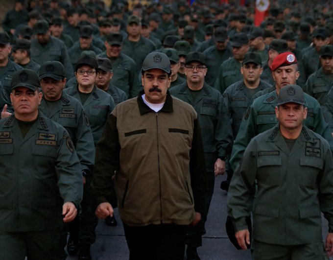 Maduro anunció «elecciones» para julio, en la que los venezolanos solo podrán votar por él