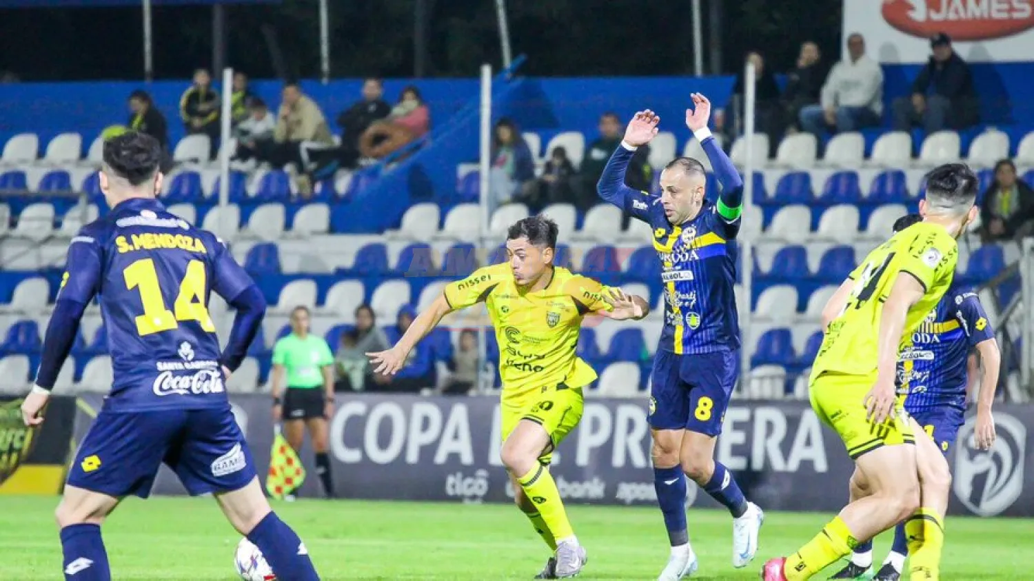 Recoleta y Trinidense abren el telón del Apertura