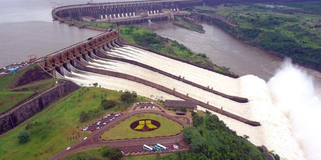 Canciller del Brasil visitará nuestro país para conversar sobre la Itaipú