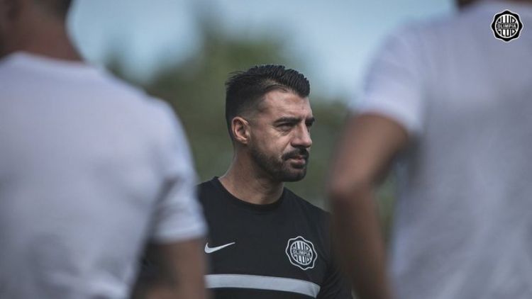 Olimpia jugará los octavos de final sin refuerzos