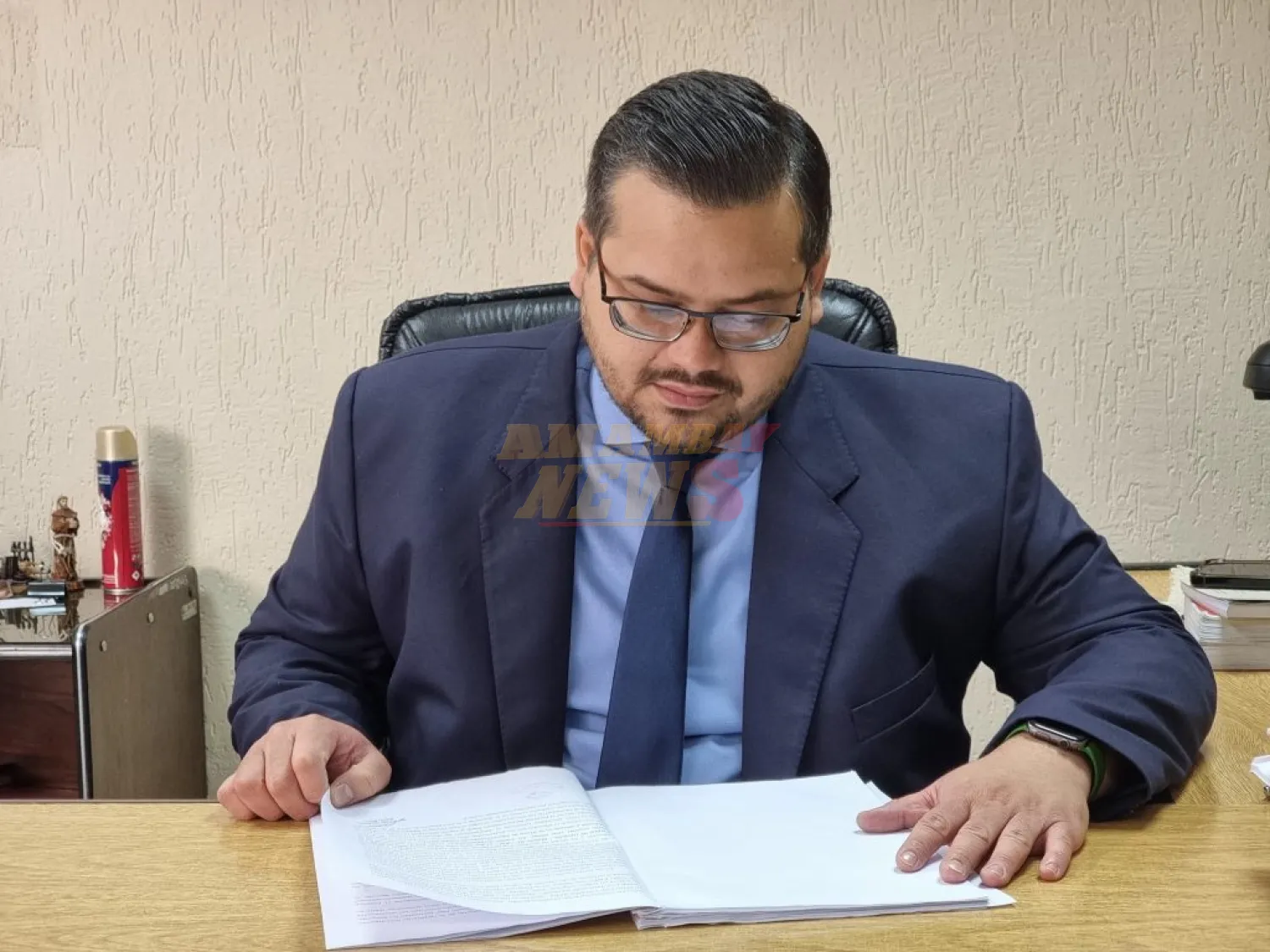 Nuevamente juez se opone a desestimación en caso contra exministro de Hacienda