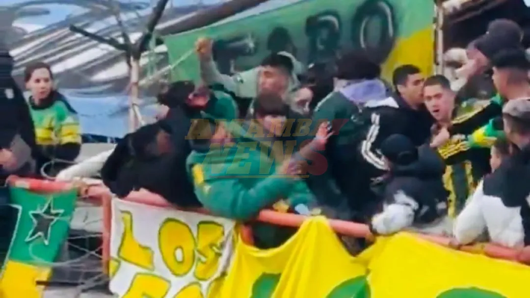 ¡Barbarie! Aficionados de Aldovisi, club argentino, se atacan a cuchilladas en la tribuna y provocan conmoción mundial