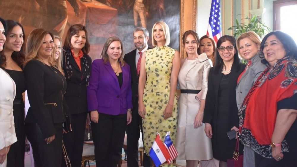 Oficializa millonaria inversión para apoyar a mujeres emprendedoras