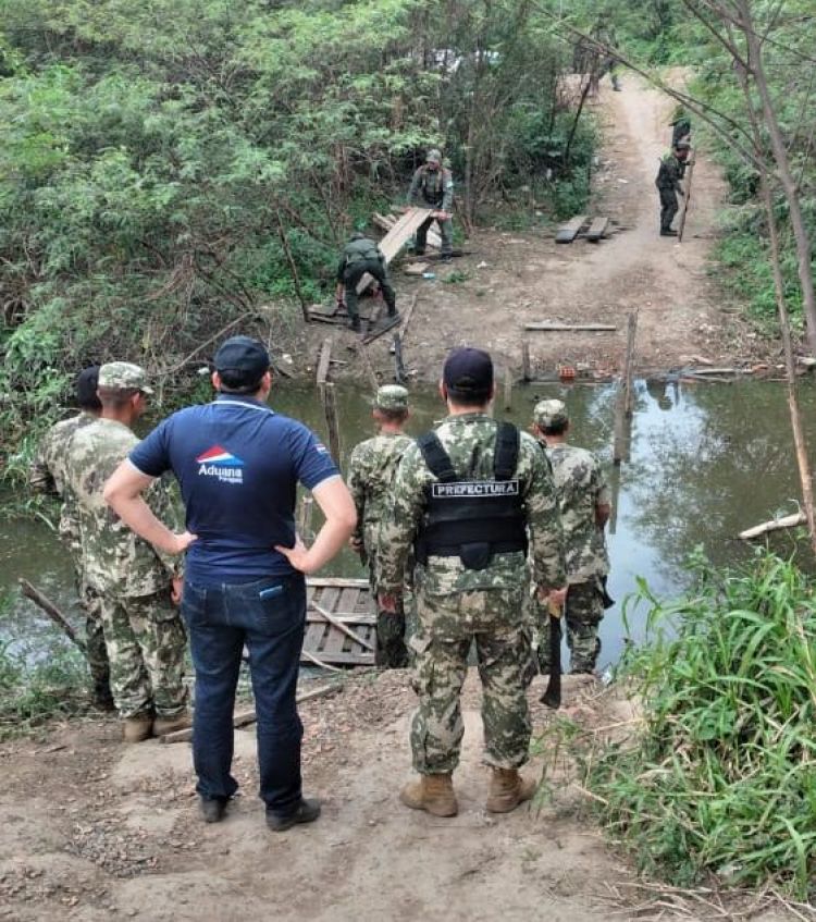 UIC fortalece controles en la prevención y combate al contrabando