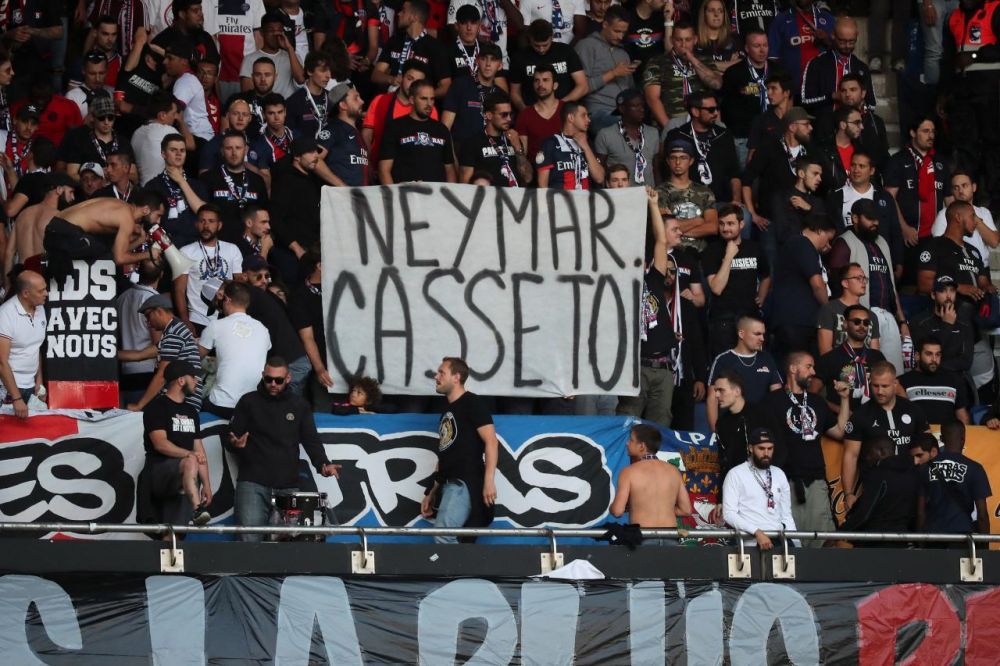 La hinchada del PSG estalla contra Neymar