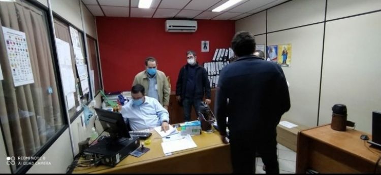 Incautan celular de titular de la Dinac y apuntan a empresas de maletín