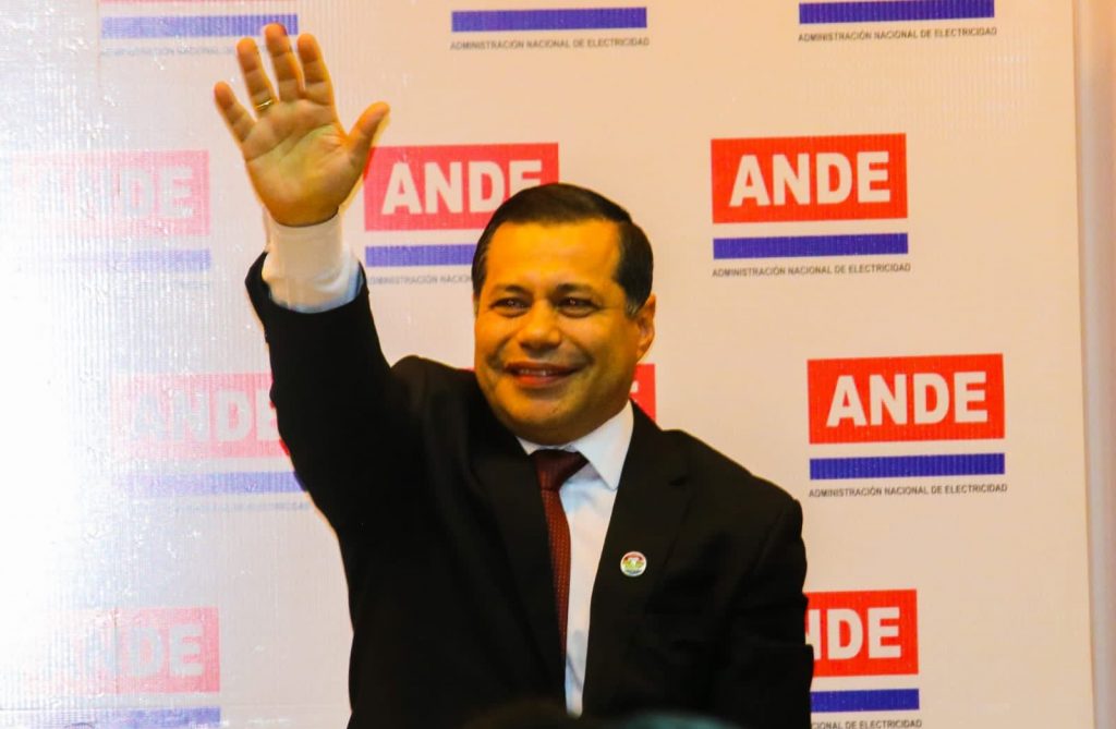 Reasume Félix Sosa en la ANDE prometiendo que serán clave en el proceso de industrialización