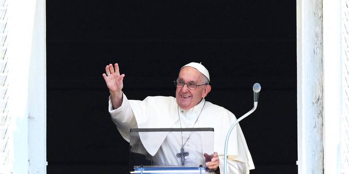 El papa lamenta la violencia en cárcel para mujeres de Honduras