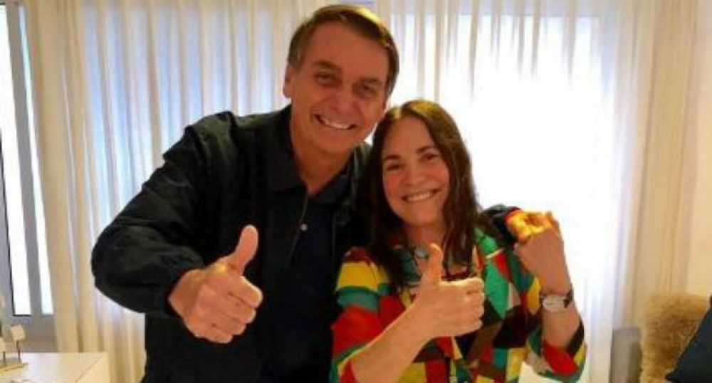 Bolsonaro convocó a una popular actriz para asumir de Secretaria de Cultura