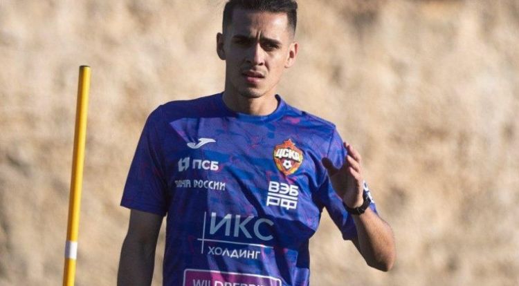 Jesús Medina se une al pelotón de bajas en la Albirroja