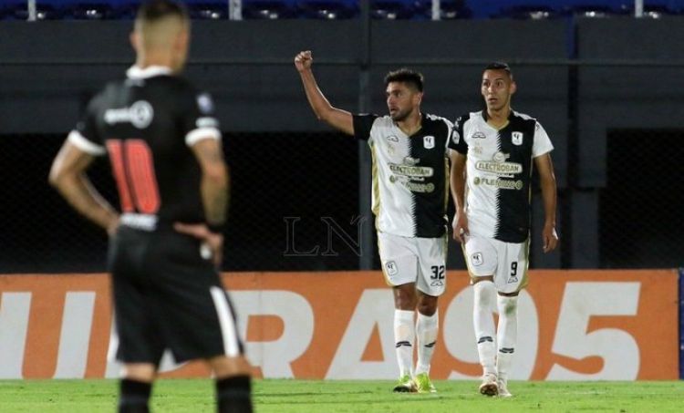 Tacuary golpea en Sajonia y derrota a Olimpia