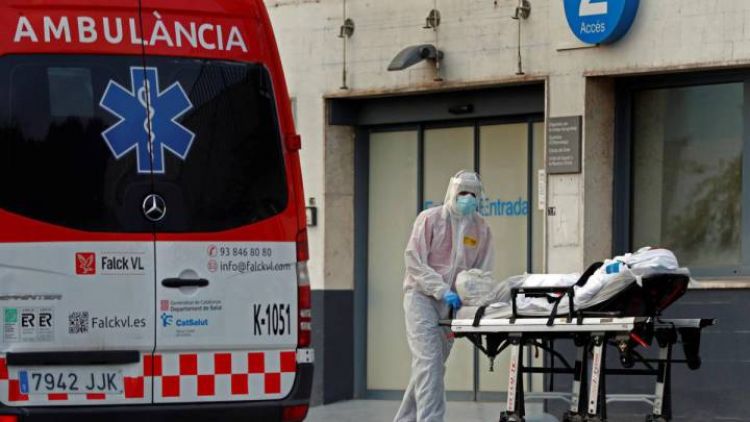 Balance diario de muertos en España se reduce, pero total de decesos supera los 15.000