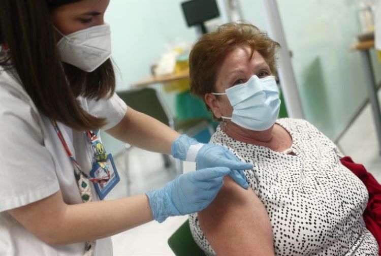 Más de 500.000 personas ya se aplicaron la tercera dosis