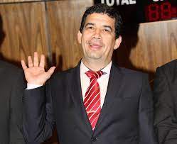 Hugo Velázquez se volverá a candidatar a presidente cuando limpie su caso con EEUU