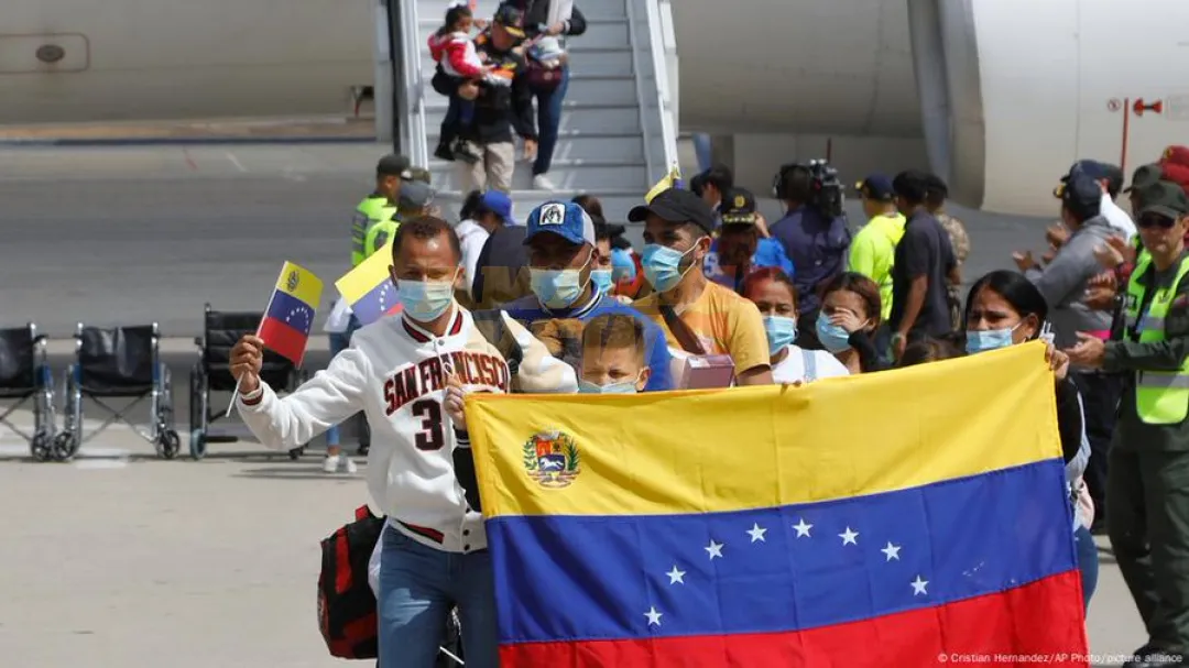 Llegan a Venezuela más de 199 deportados desde EE.UU.