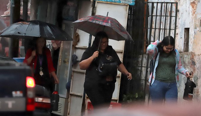 Anuncian otra jornada lluviosa con descenso de la temperatura a partir de mañana