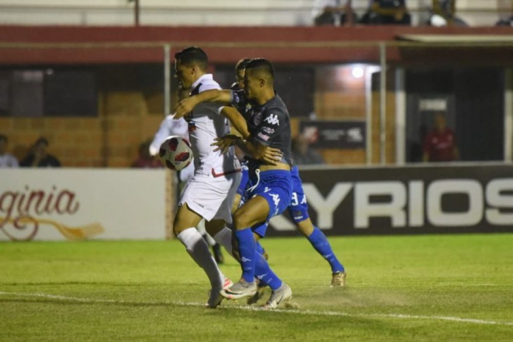 River Plate y San Lorenzo no se sacaron ventaja y empataron sin goles