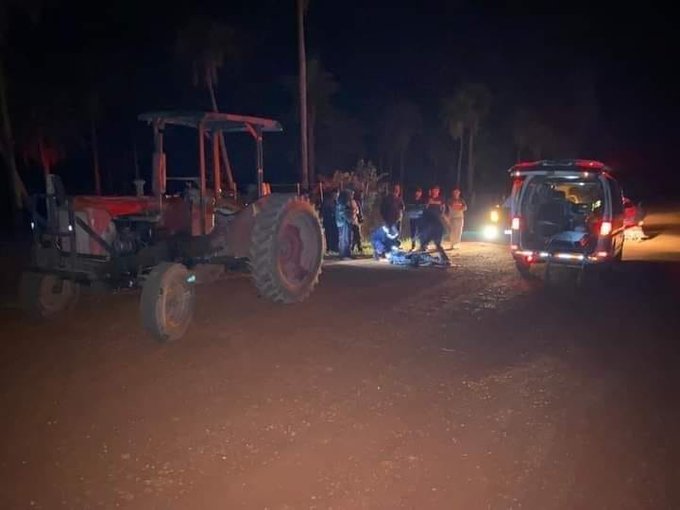 Niño muere aplastado por un tractor