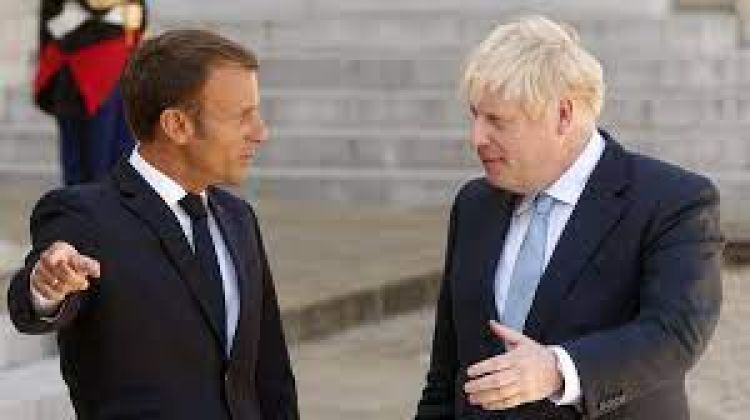 Macron deja en suspenso medidas de represalia contra pescadores británicos