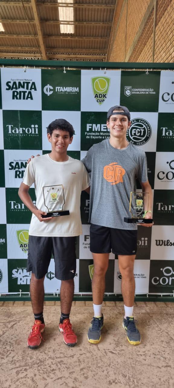 Alex Santino Nuñez monopoliza los títulos del torneo de Itajai